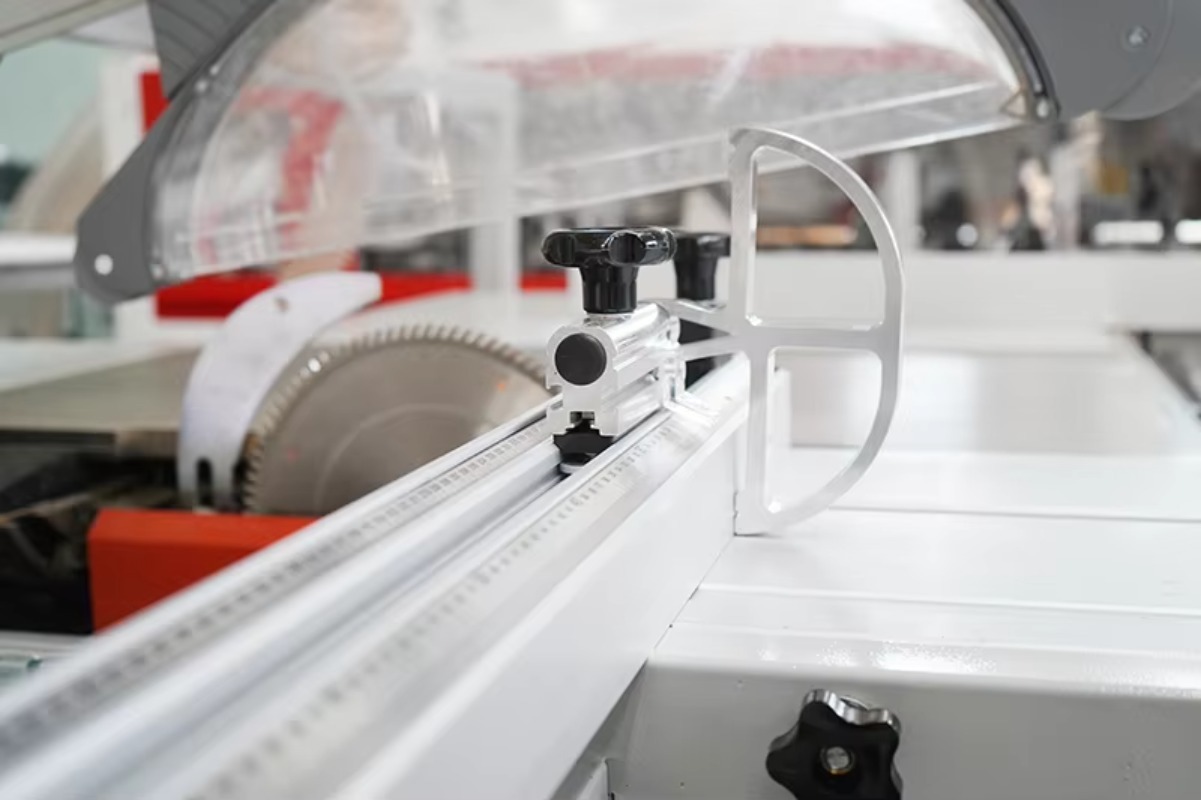 【specialized】SIGN Sliding Tabl – Woodworking Machinery recenzja i cena